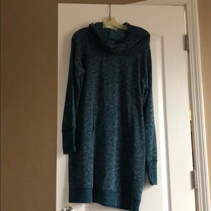 Gaiam street to studio hoodie dress